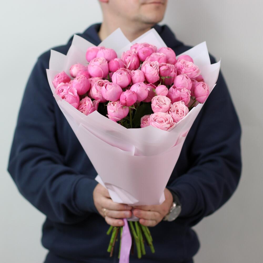 https://content2.flowwow-images.com/data/flowers/1000x1000/12/1683210078_85778412.jpg